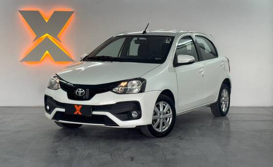 TOYOTA ETIOS 1.5 X PLUS 16V FLEX 4P MANUAL TOYOTA ETIOS 1.5 X PLUS 16V FLEX 4P MANUAL